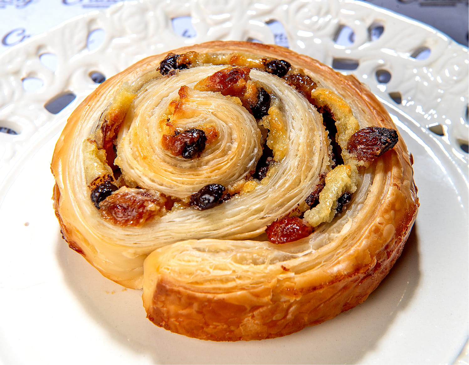 crunchy-artisan-bakery-kruvasan-04