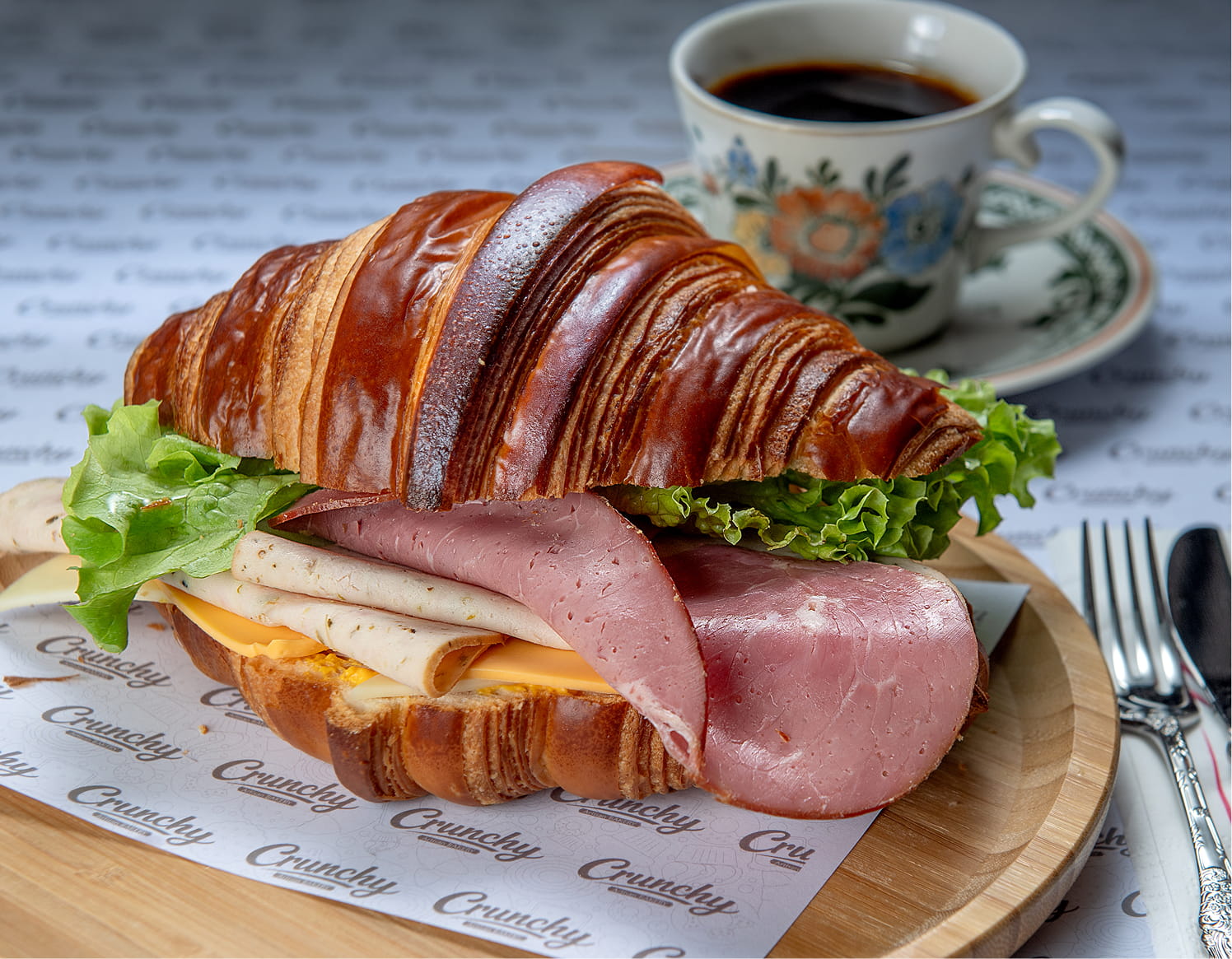 crunchy-artisan-bakery-kruvasan-06