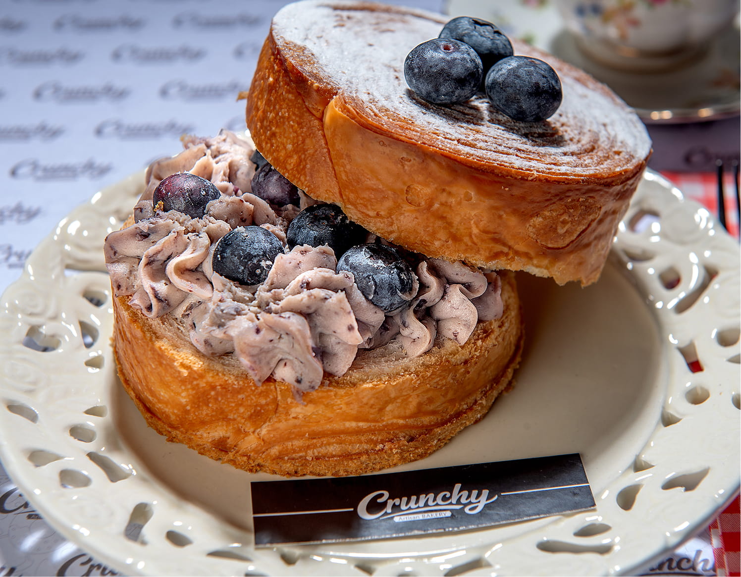 crunchy-artisan-bakery-kruvasan-07